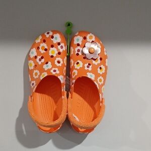 CROCS Orange Floral Men Sandals